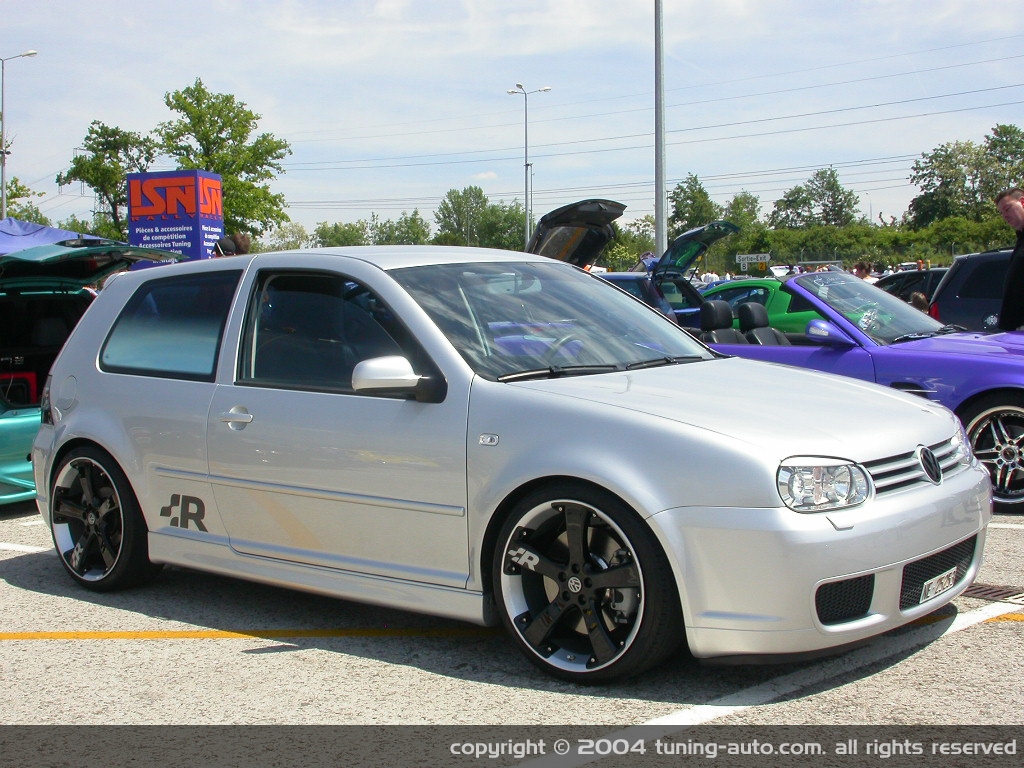 VW Golf IV - kola za 100 000kč.jpg